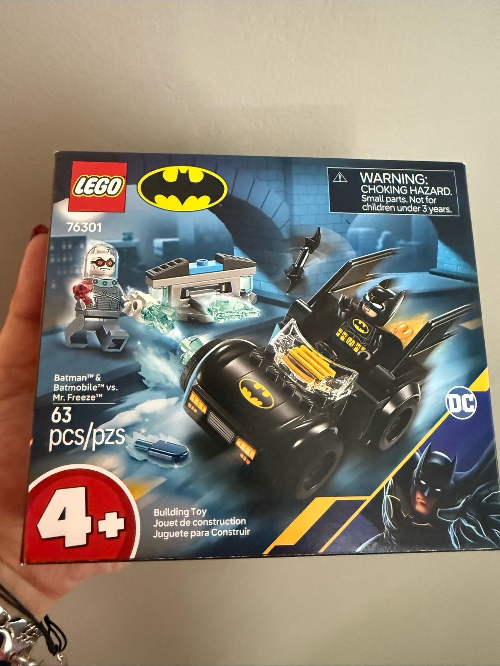 LEGO DC Batman & Batmobile vs. Mr. Freeze Toy Building Set 76301 NIB - Picture 10 of 10